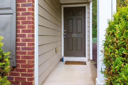 291 Balaban Cir, Holly Springs, GA 30188-5151