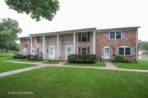 1737 Mckool Ave, Streamwood, IL 60107-3145