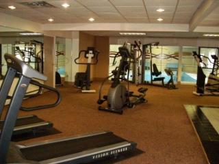 714 Clifton Colony Dr, Cincinnati OH  45220-2306 exterior