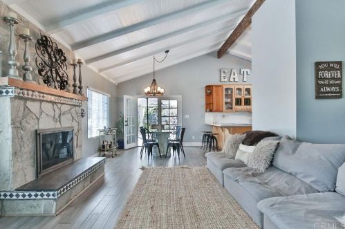 1809 Grove Rd, El Cajon, CA 92020-7833