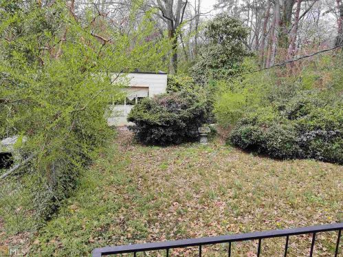 563 Georgia Ave, Forest Park, GA 30297-2167