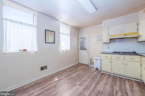 1424 Jackson St, Philadelphia PA  19145-3617 exterior