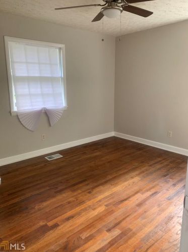 437 Fairlock Ln, Atlanta GA  30331-1519 exterior