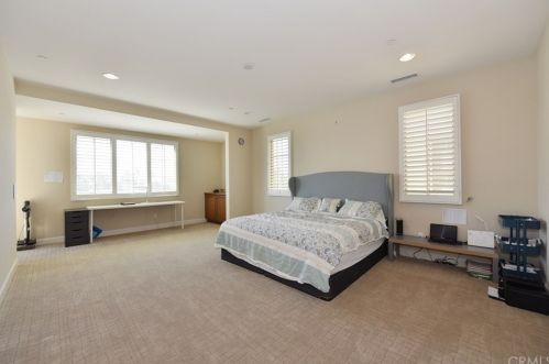 106 Long Fence, Irvine CA  92602-1807 exterior