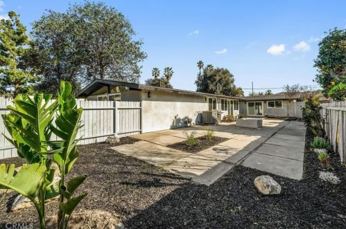 859 Citron St, Anaheim CA  92805-1706 exterior