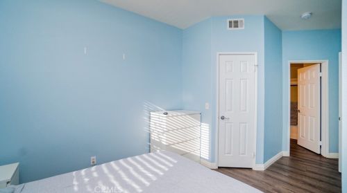 1055 Positano Ave, Anaheim CA  92808-1541 exterior