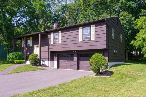 128 Autumn Dr, Southington, CT 06489-4349