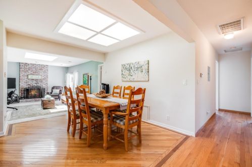 1335 Carlsen Way, San Jose, CA 95118-1402