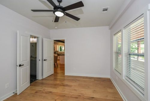 963 Hubbard St, Atlanta GA  30310-3057 exterior