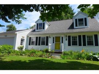 73 Windward Ln, Manchester, NH 03104-4743