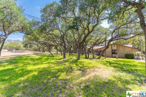 309 Rolling Oaks Ln, San Antonio, TX 78253-5355