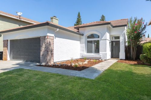 6976 Romanzo Way, Elk Grove, CA 95758-5445