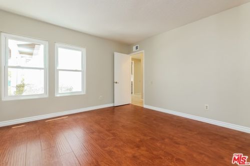 12 Whitney, Irvine CA  92620-3386 exterior