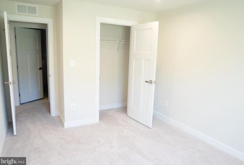 685 Falcon Ln, Aberdeen MD  21001-1256 exterior