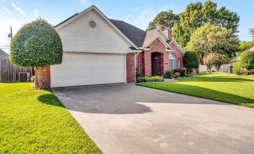 1401 Jennifer Cir, Sulphur Springs, TX 75482-5055