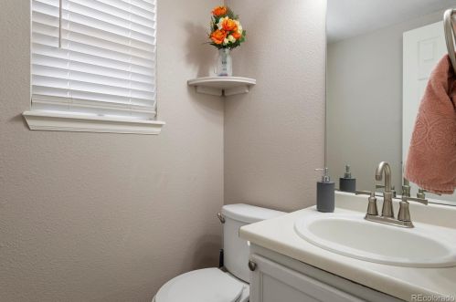 5247 Jericho Way, Denver CO  80015-5224 exterior