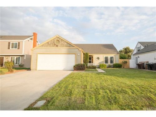 1018 Forest Dr, Colton, CA 92324-4537