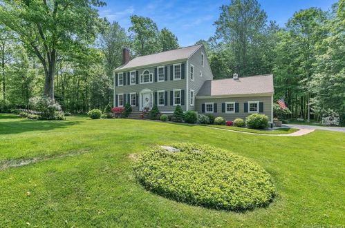 20 Madison Holw, Deep River, CT 06419-1321