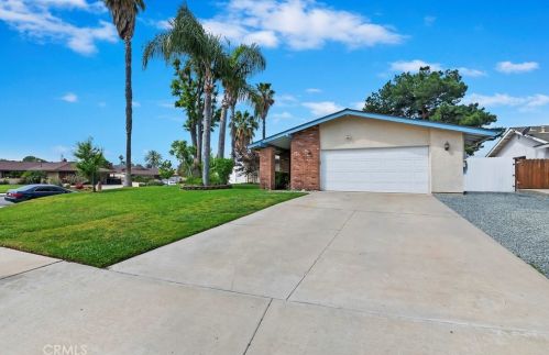 10331 Palmento Dr, Riverside, CA 92505-1550