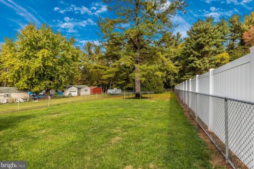 8142 Rocky Rdg Rd, Graceham MD exterior