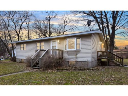 909 9th Ave, Brainerd, MN 56401-2538