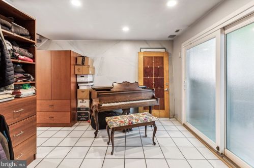 137 22nd St, Philadelphia PA 19132-1504 exterior