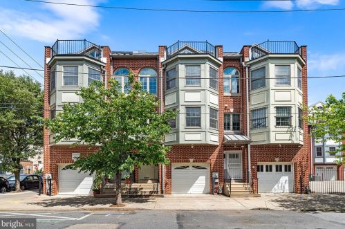 803 Darien St, Philadelphia, PA 19147-2833