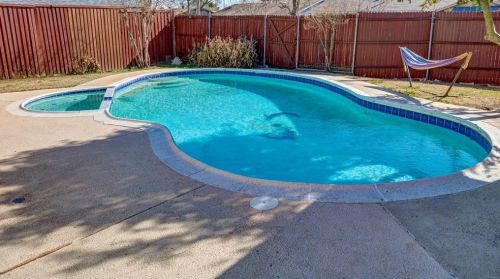 4012 Tacoma St, Irving TX 75062-7227 exterior