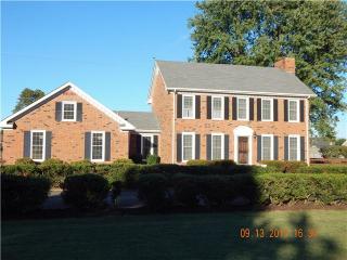 2598 Park Dr, Murfreesboro, TN 37129-3214