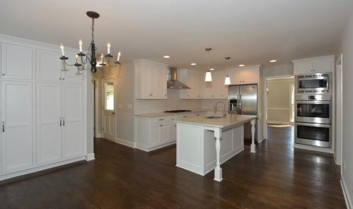 600 Willow Knoll Dr, Marietta, GA 30067-4650