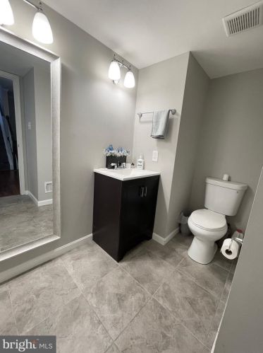 14536 Macbeth Dr, Silver Spring MD 20906-2680 exterior