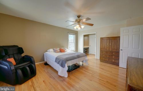 1900 Autumn Ridge Cir, Silver Spring MD 20906-5826 exterior