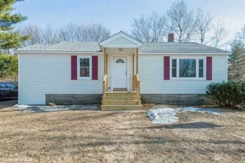 5 Railroad Ave, Rochester, NH 03839-5226