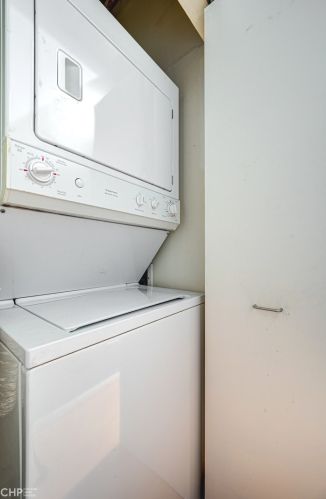 5200 Ellis Ave, Chicago IL  60615-4366 exterior
