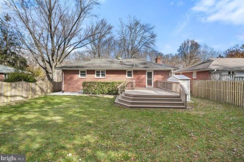 9522 Crosby Rd, Silver Spring MD 20910-1539 exterior