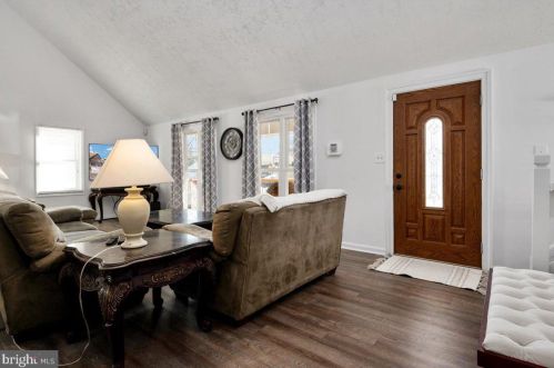 1176 Spruce Ave, Shady Side MD 20764-9562 exterior