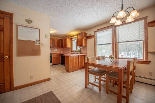 77 Lane Rd, Holderness, NH 03245-5647