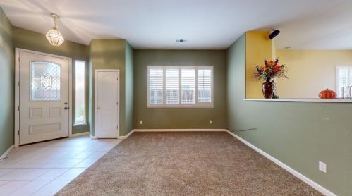 1262 Shady Ln, Turlock, CA 95382-7266
