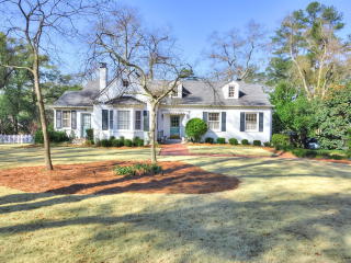 2907 Lake Forest Dr, Augusta, GA 30909-3025
