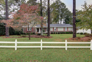 1348 Earle Ct, Conyers, GA 30013-1730