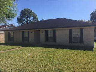 9215 Roos Rd, Houston TX  77036-5201 exterior