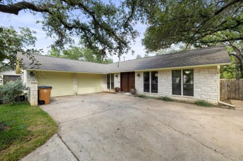 11905 Brookwood Rd, Austin TX  78750-2744 exterior