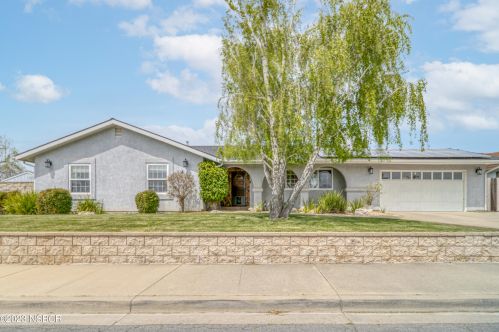 501 Morro Dr, Santa Maria, CA 93454-3274