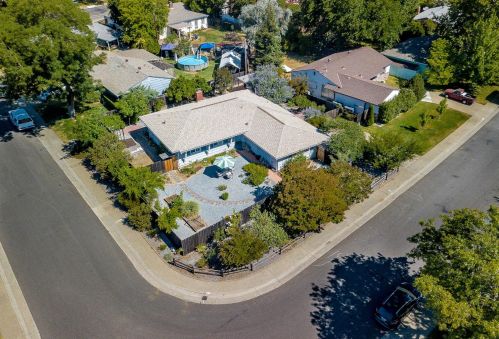 2104 Farnsworth Way, Rancho Cordova, CA 95670-2215