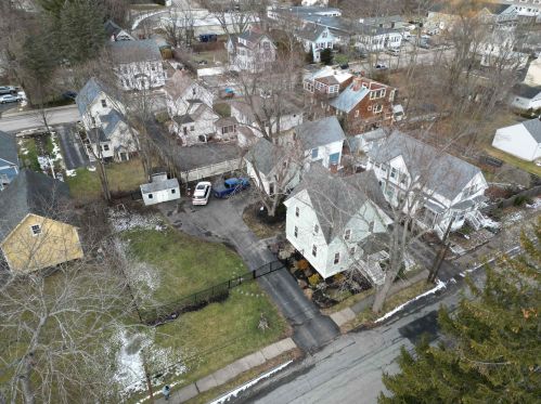 86 Grove St, Dover NH  03820-3029 exterior