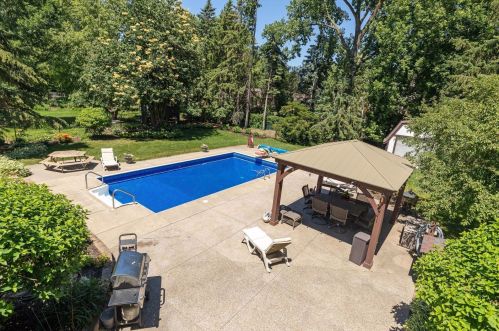 113 Hidden Meadow Rd, Saint Paul MN  55124-9743 exterior