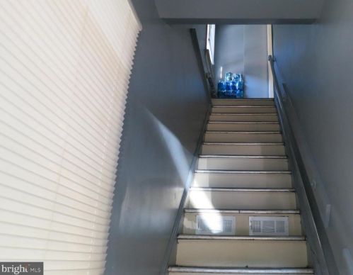 107 Hermitage Ave, Trenton NJ  08618-5509 exterior