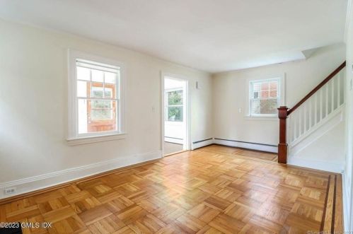 3 Bolling Pl, Greenwich CT  06830-6537 exterior