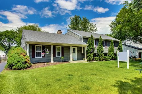 941 Orchard Ct, Batavia, IL 60510-3323
