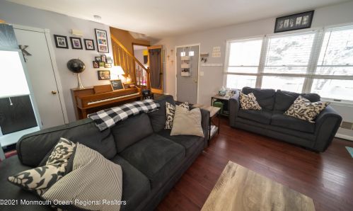 1733 Serpentine Dr, Lacey, NJ 08731-3244
